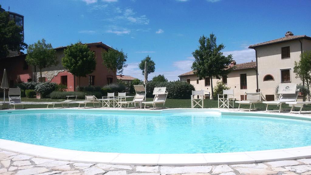 Apartments Borgo Toscano Gambassi Terme Oda fotoğraf